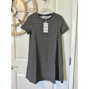 “Always right” textured dress